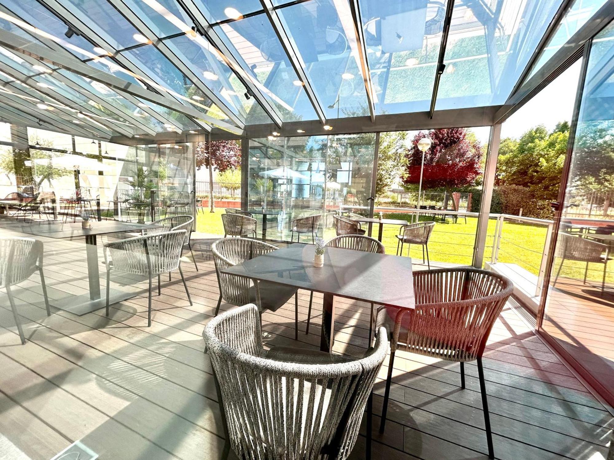 Ramada By Wyndham Madrid Getafe Ξενοδοχείο Εξωτερικό φωτογραφία